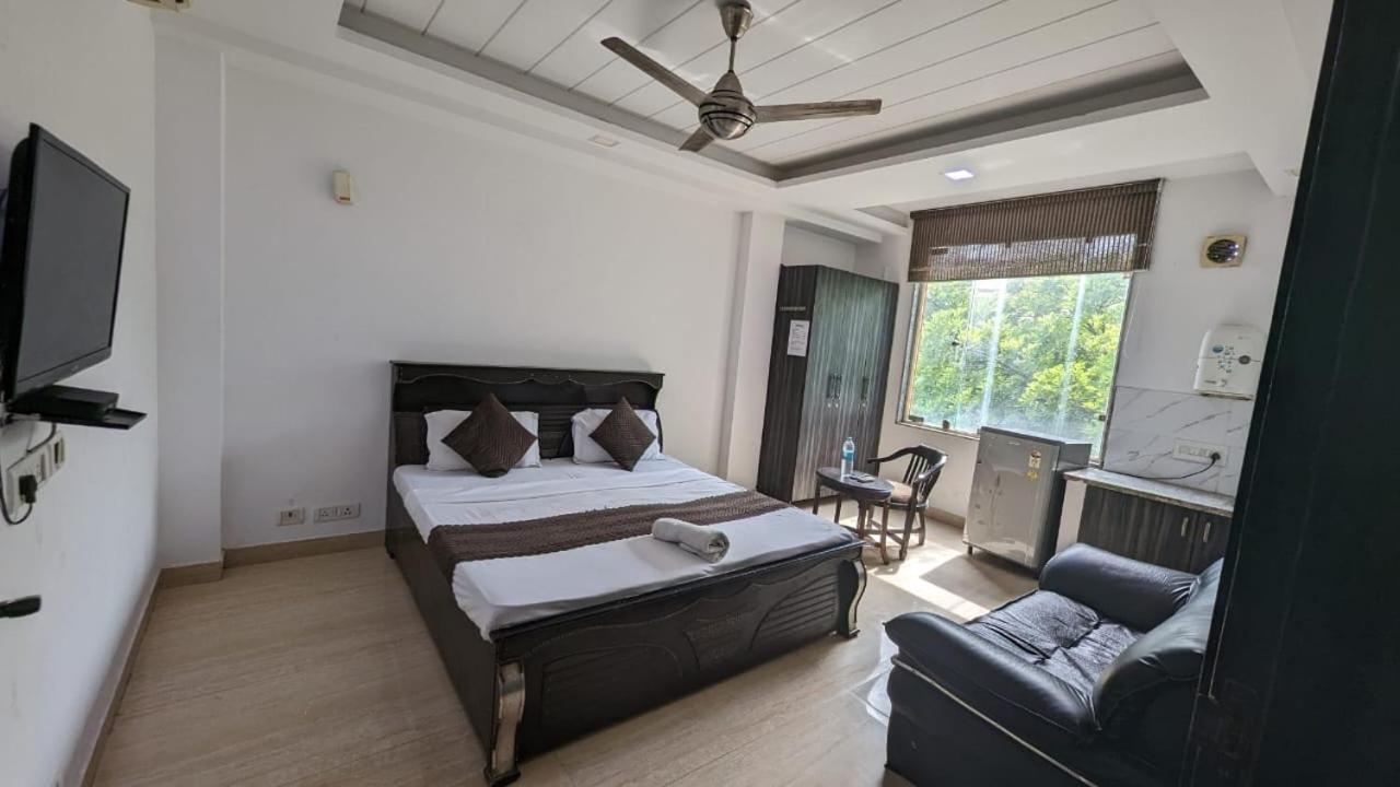 Hotel Sun Residency - Near Lajpat Nagar Metro Station 3*