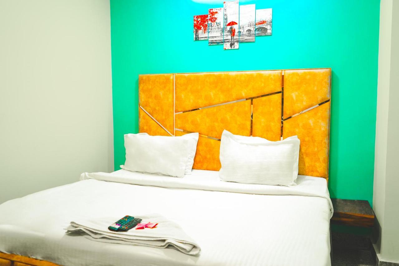 Park - Adarsh Nagar Hotel 3*