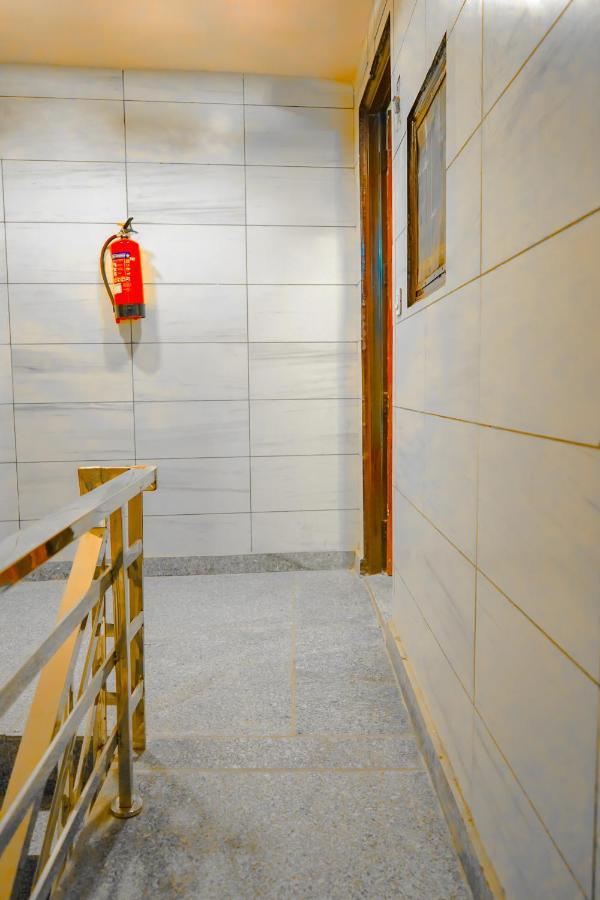 Hotel Park - Adarsh Nagar 3*