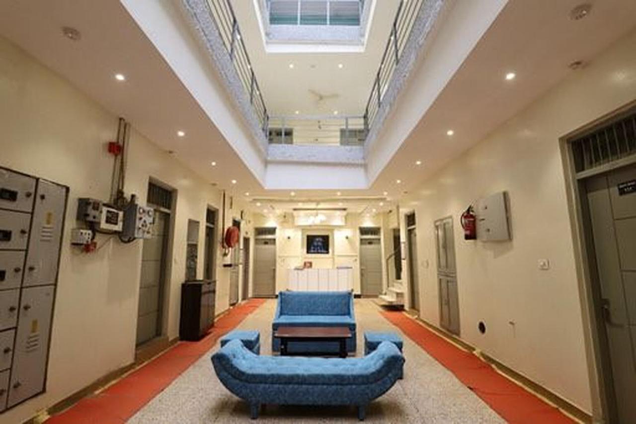 Hotel Amrit