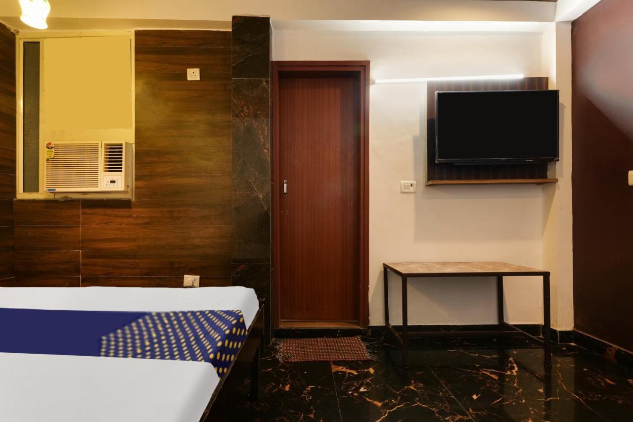Hotel Oyo Flagship 81486 Mahalaxmi New Delhi