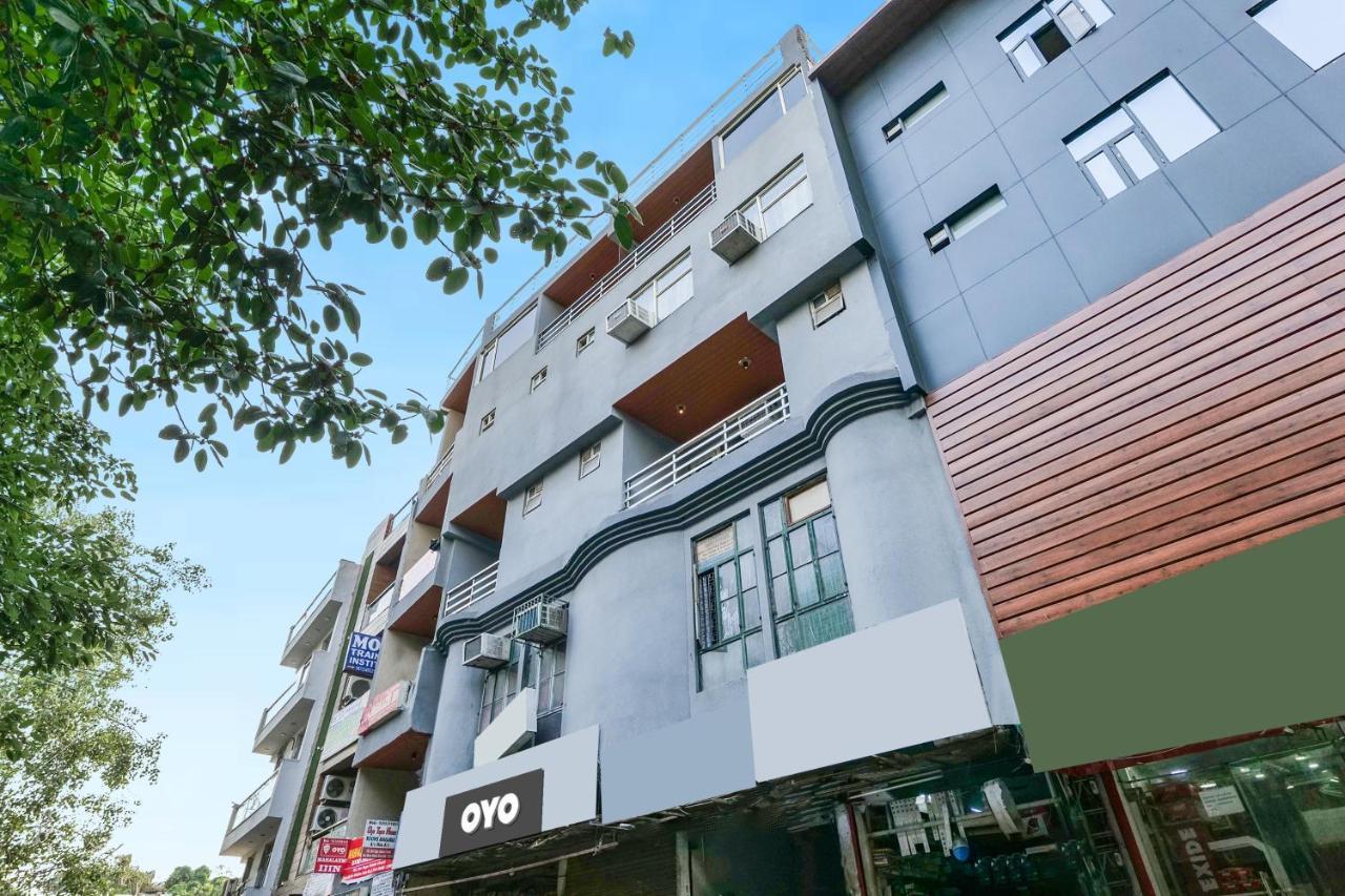 Oyo Flagship 81486 Mahalaxmi New Delhi