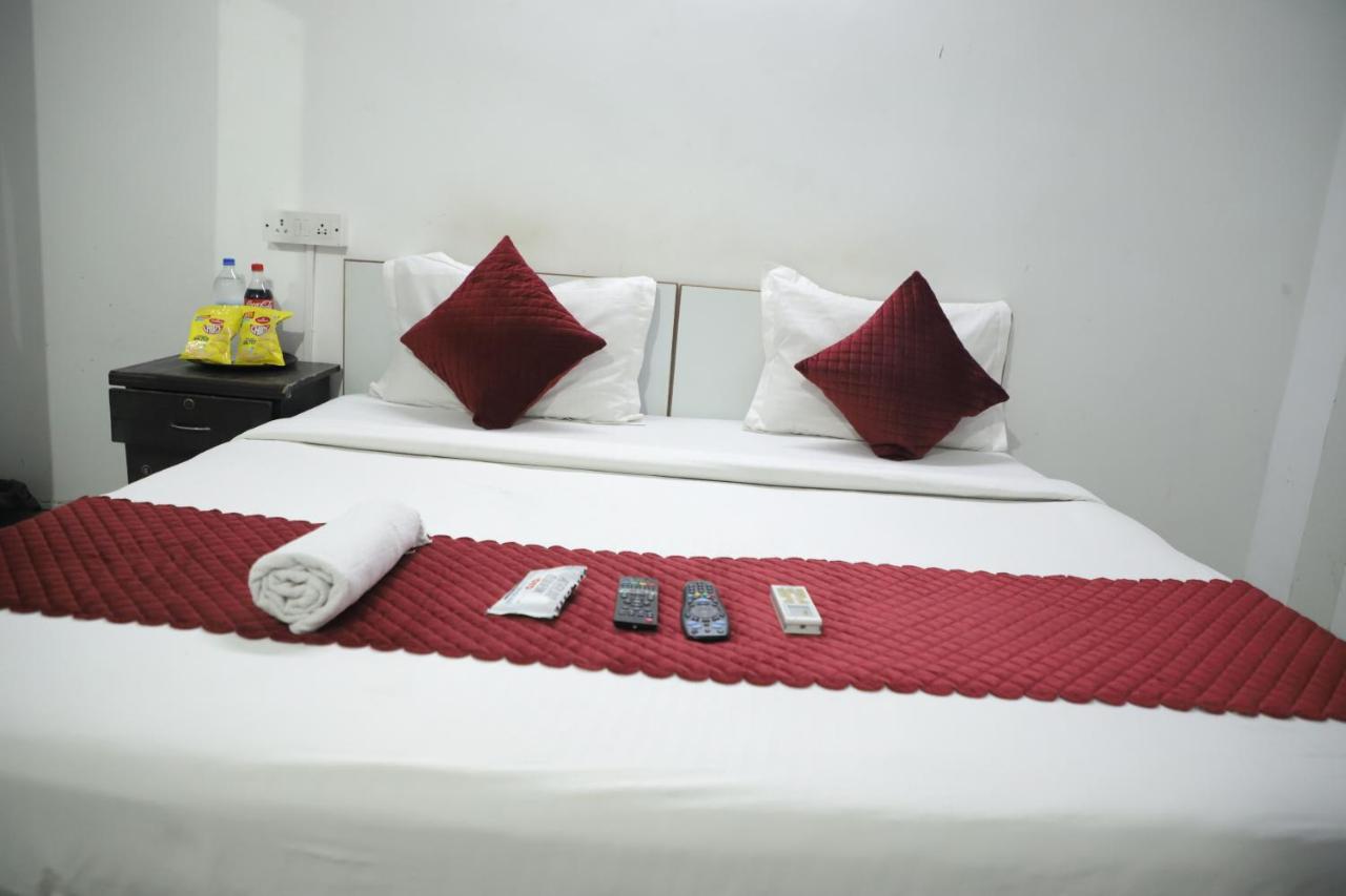 Hotel Blue Sky - Near Hauz Khas