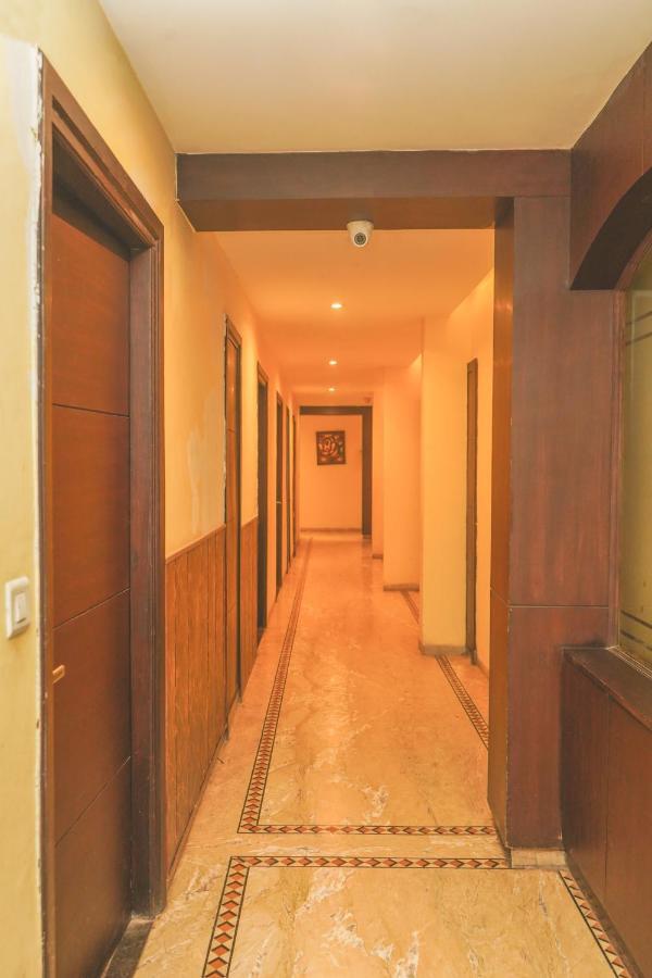 Roomshala 104 Billions - Opposite Ryan Farms, Kapasheraa Road 3* New Delhi