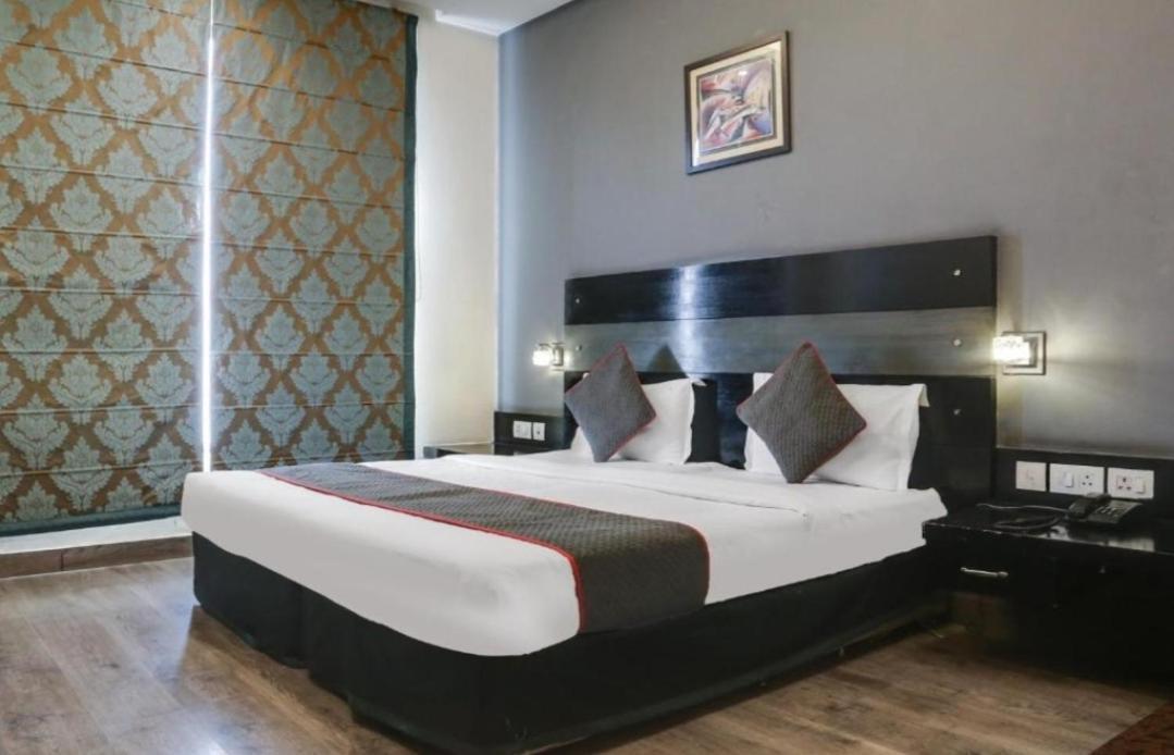 Qotel Residency