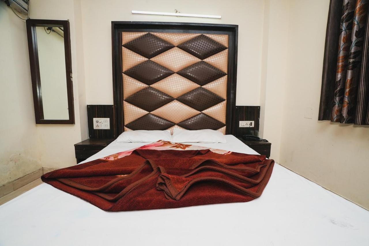 Hotel Av International Near Railway Station, Paharganj