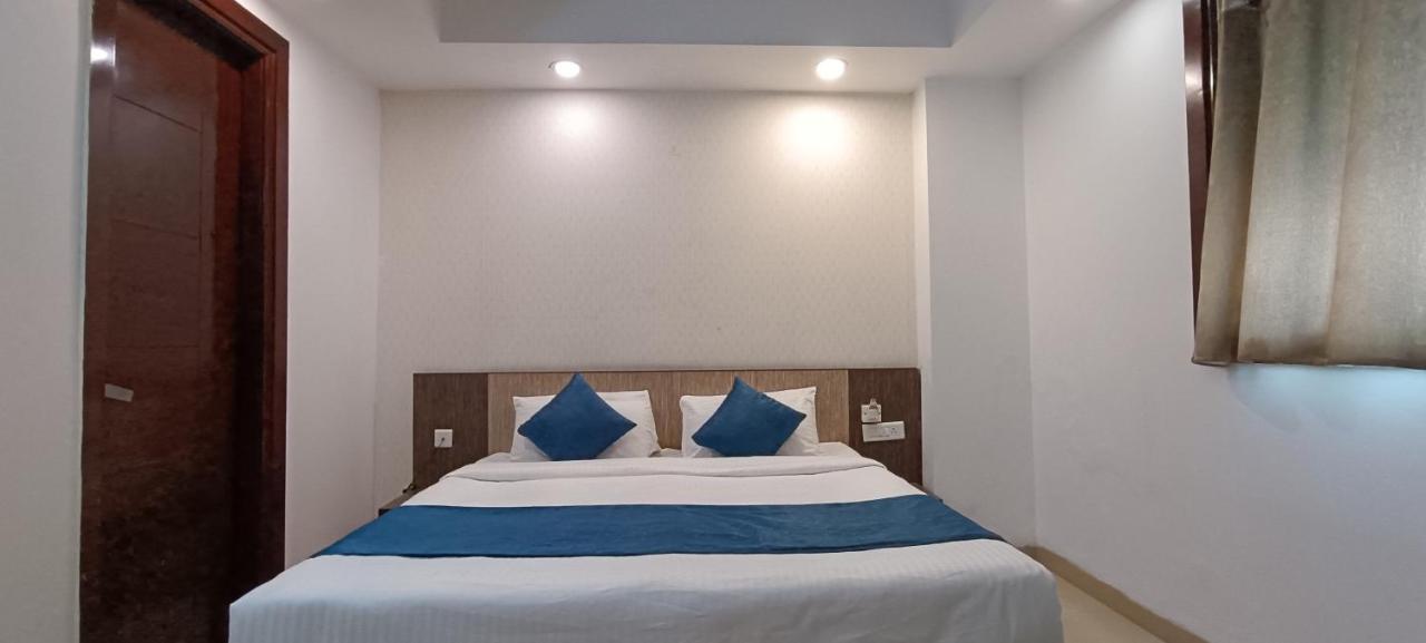 Bellmont East Delhi New Delhi
