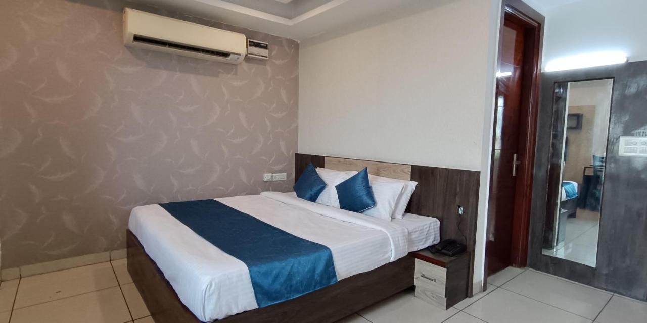 Bellmont East Delhi New Delhi
