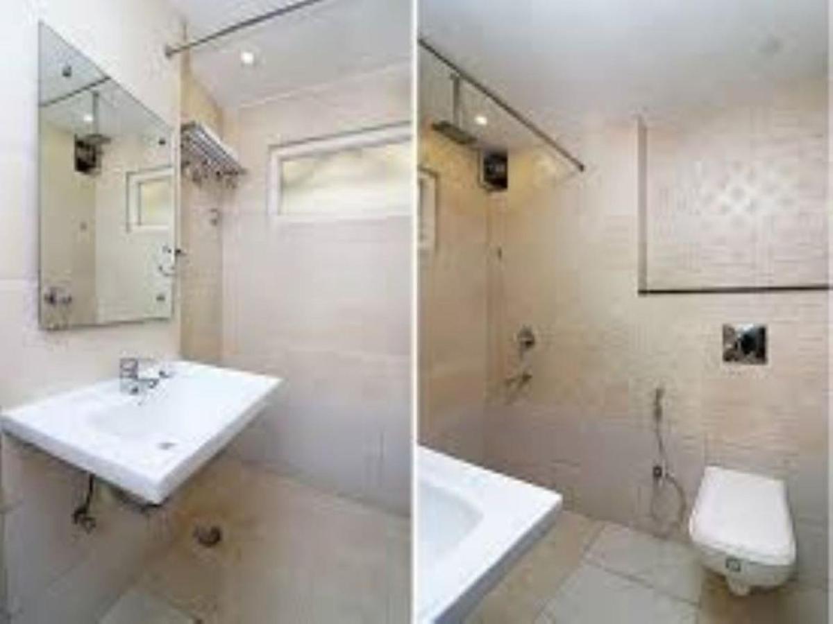 Prime Keshaw Homely In Main Road Building 4* Nova Deli