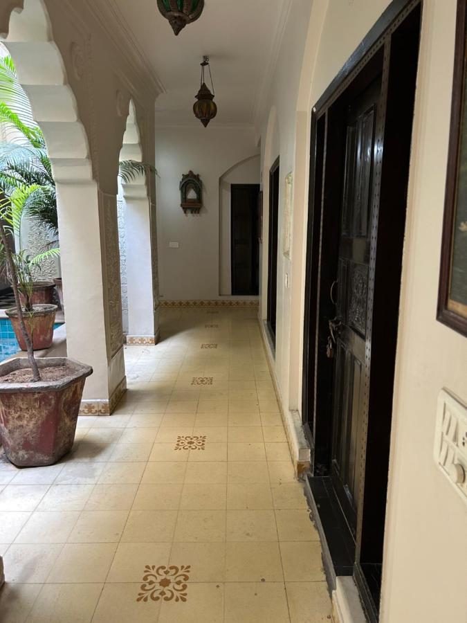 Jyoti Mahal - 05 Mins From Railway Station