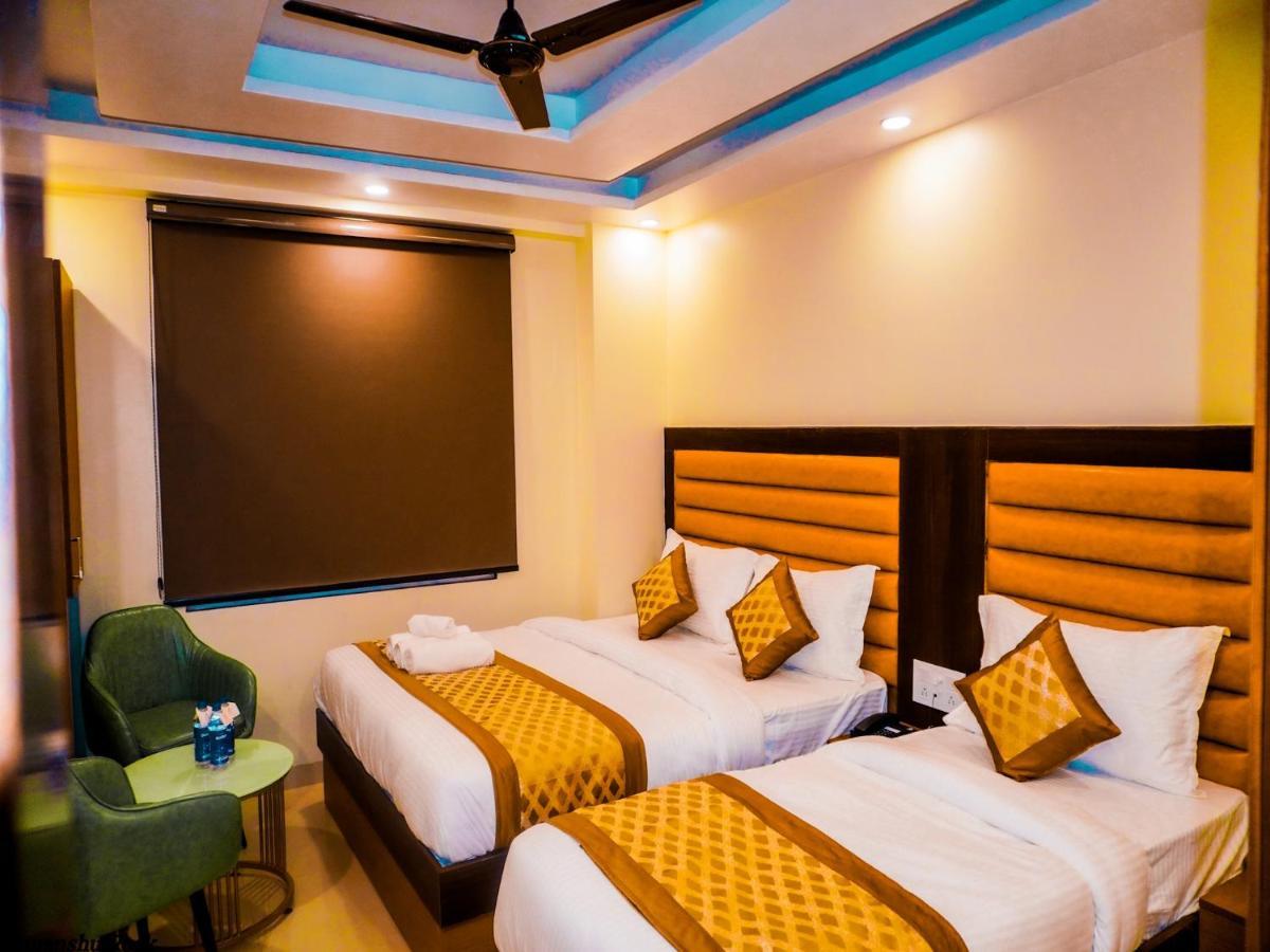Hotel The Royal Rosette - 1 Minute From Railway Station
