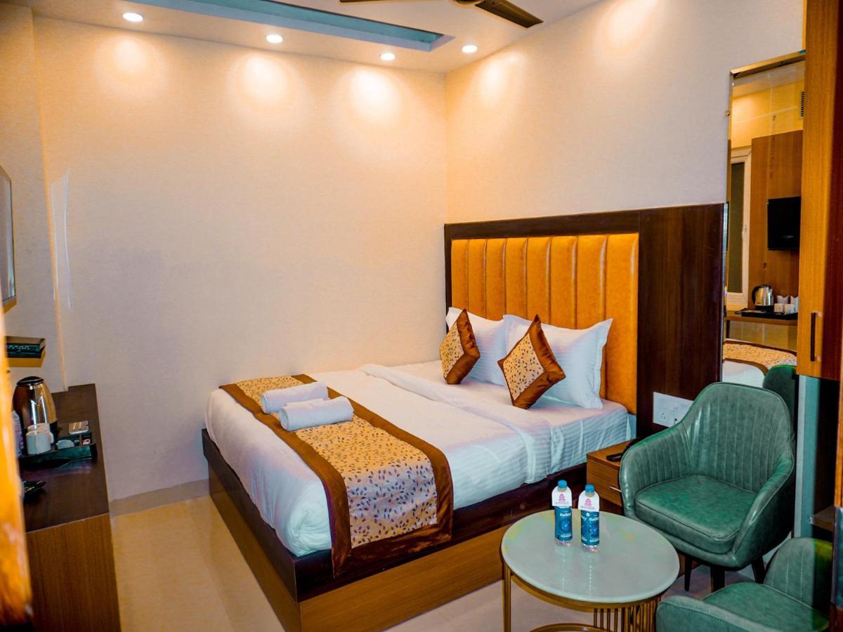 The Royal Rosette - 1 Minute From Railway Station Hotel New Delhi