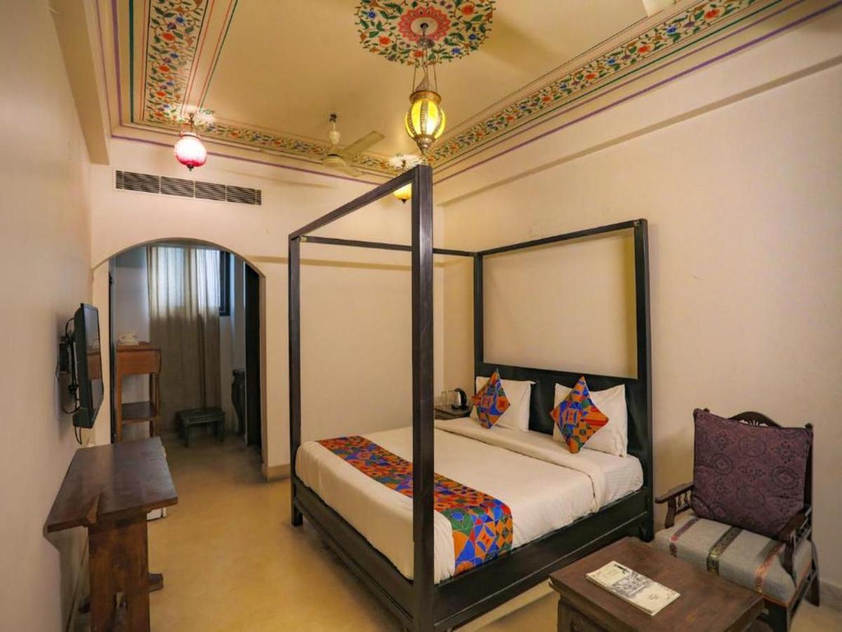 Hotel Jyoti Mahal - 05 Mins From Railway Station 3*