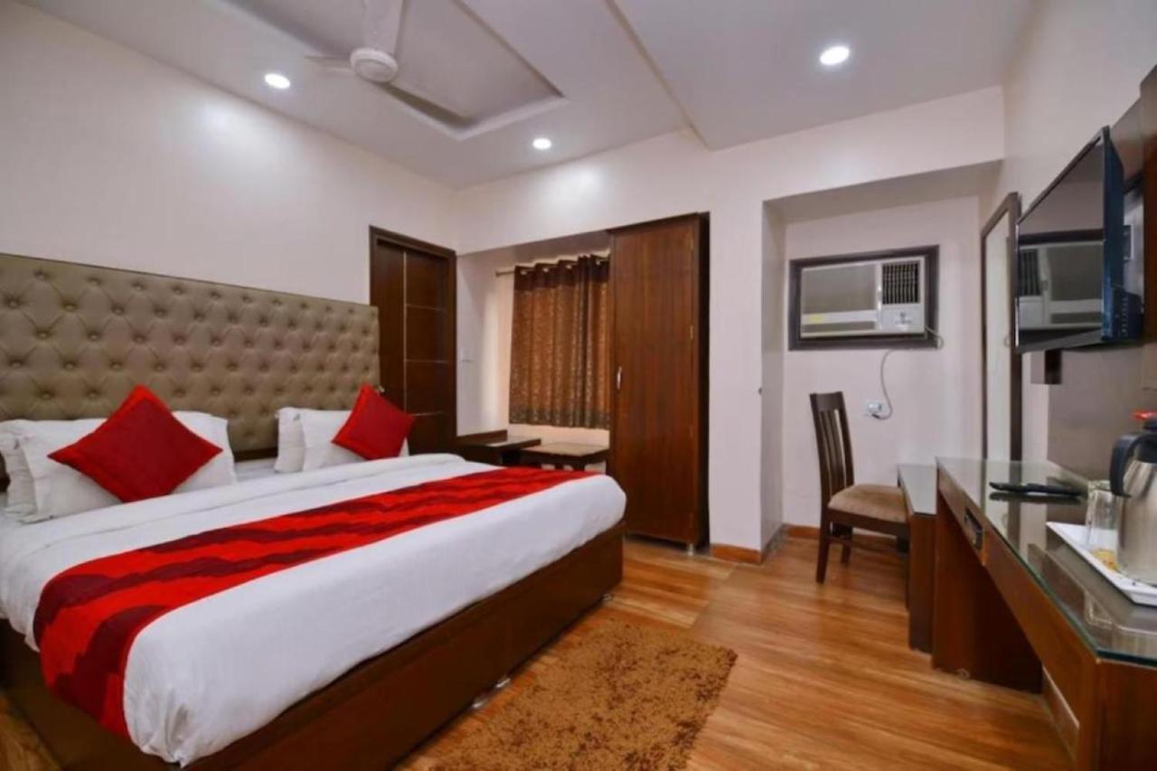 Hotel Dream Near Laxmi Nagar 