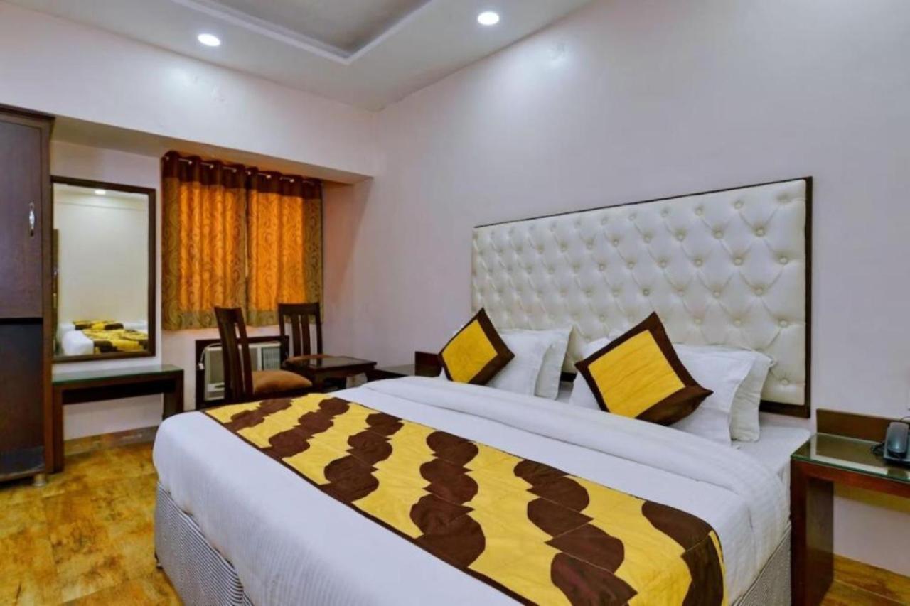 Hotel Dream Near Laxmi Nagar 