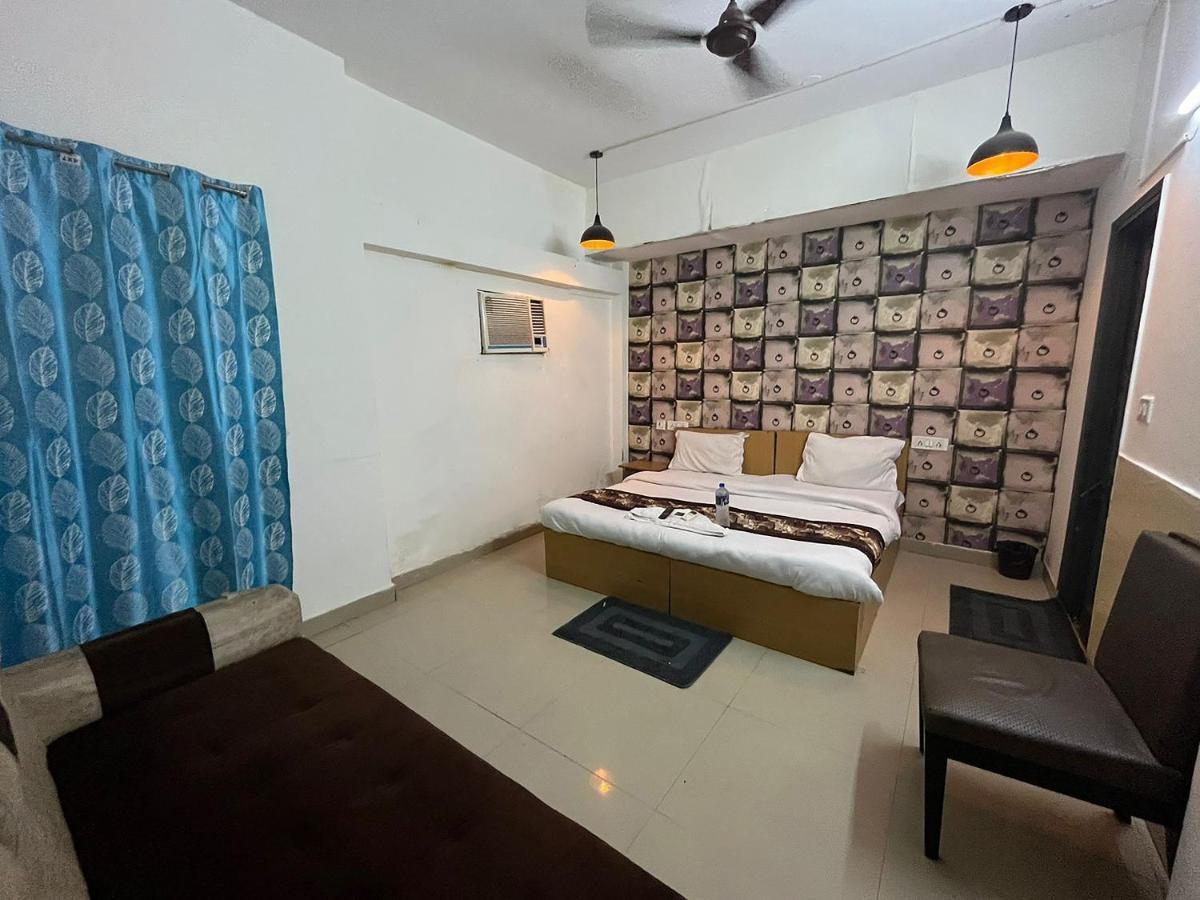Roomshala 116 Krishna - Lajpat Nagar Hotel New Delhi