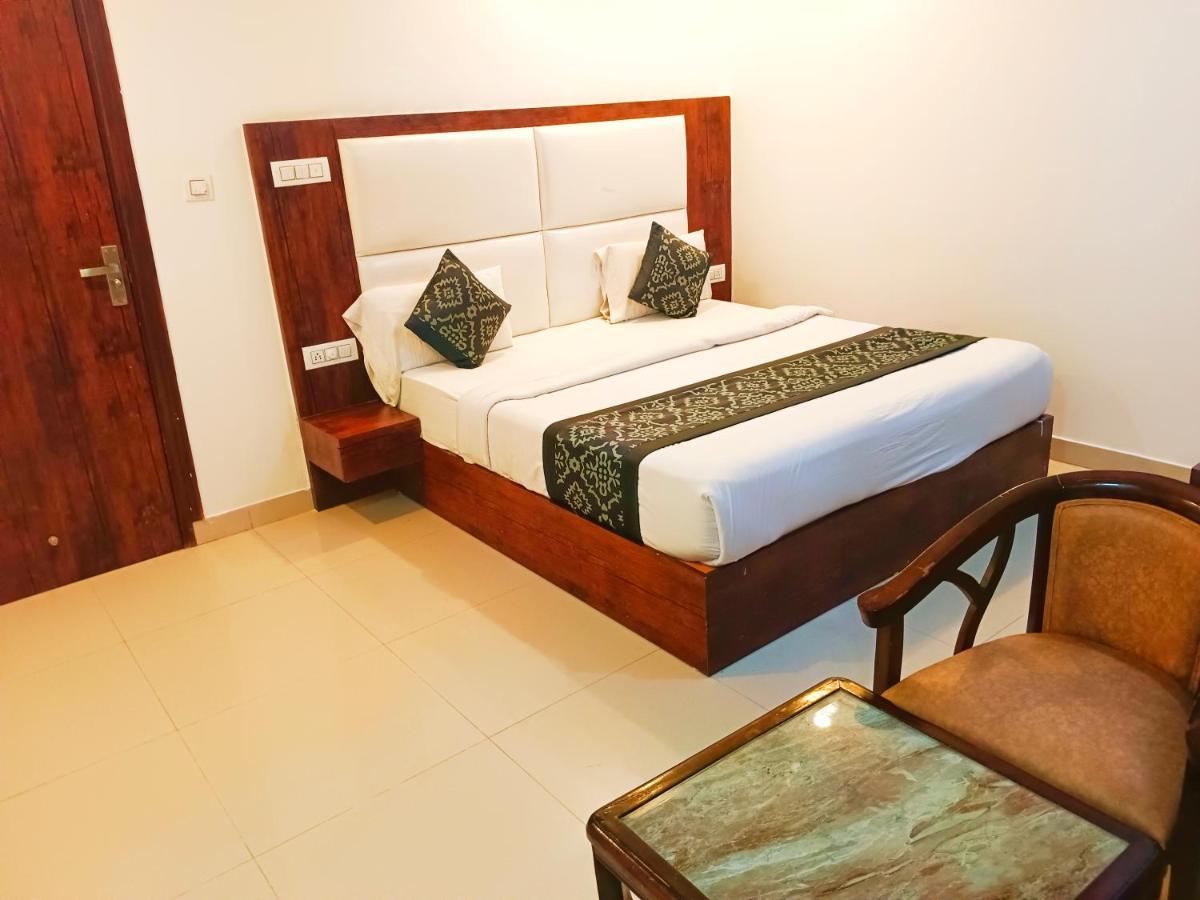 Hotel Krone Plaza Near Delhi Airport
