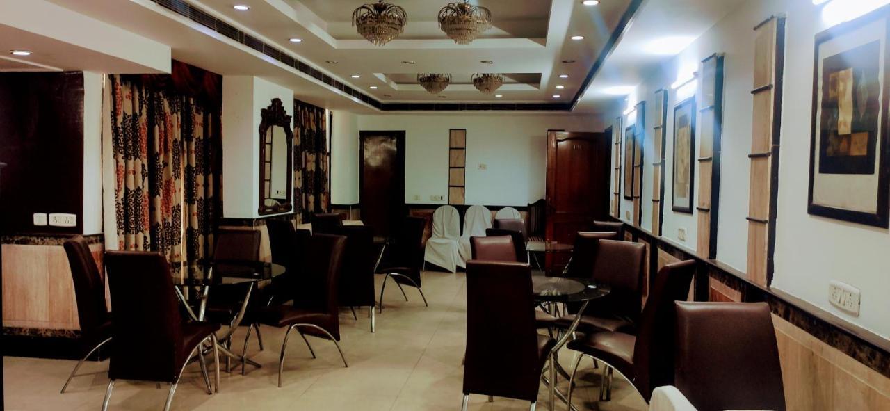 Conclave Executive Hotel 3*