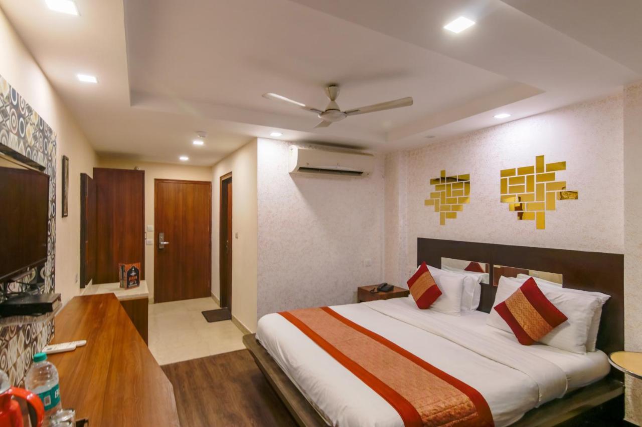 Neu - Walk In From Railway Station Hotel