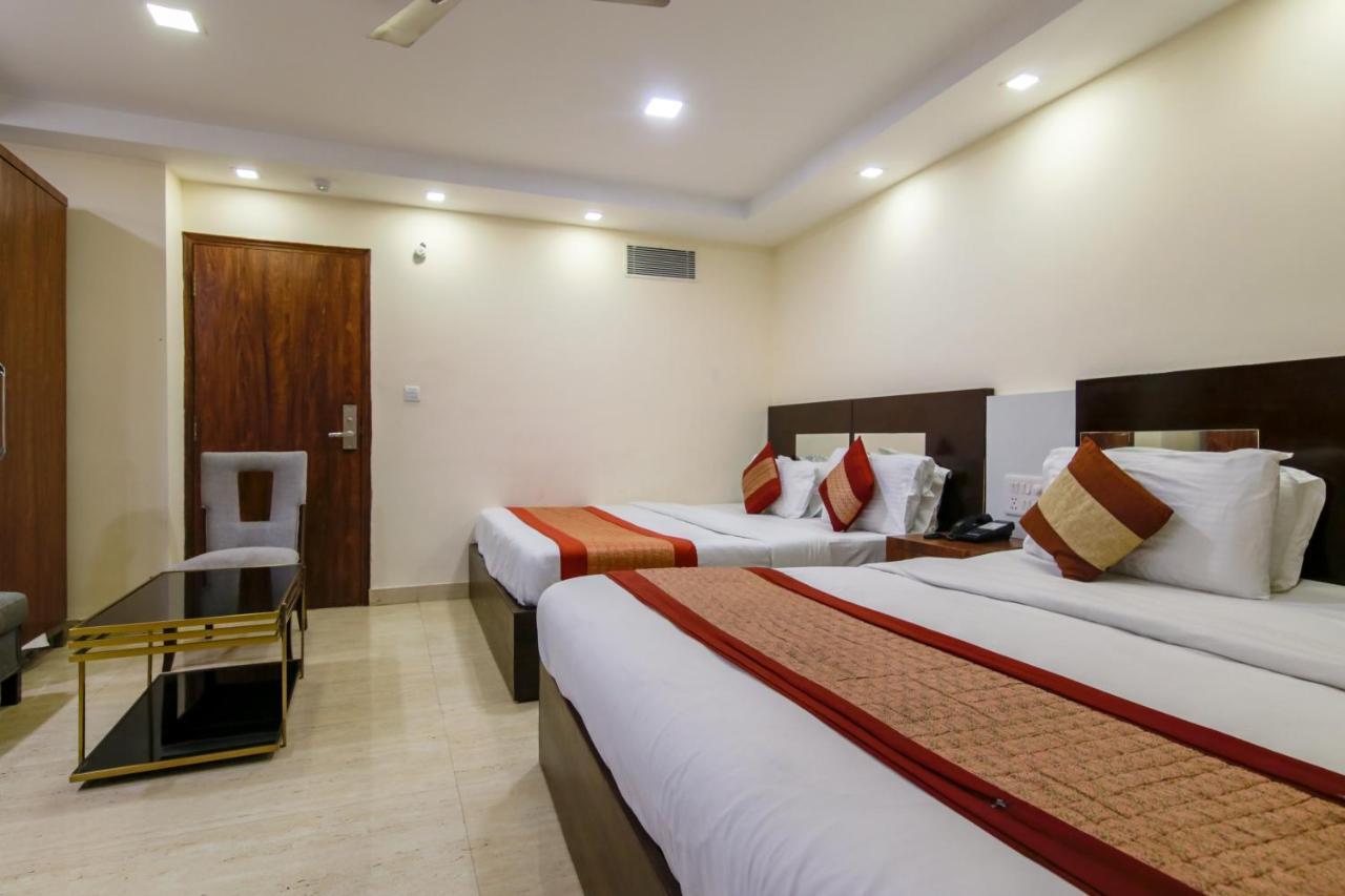 Hotel Neu - Walk In From Railway Station New Delhi