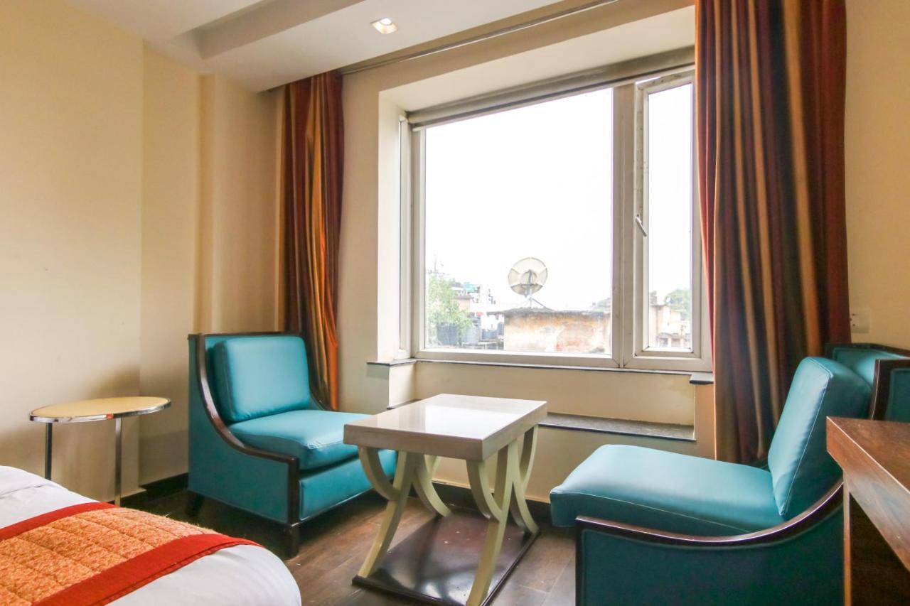 Neu - Walk In From Railway Station Hotel New Delhi