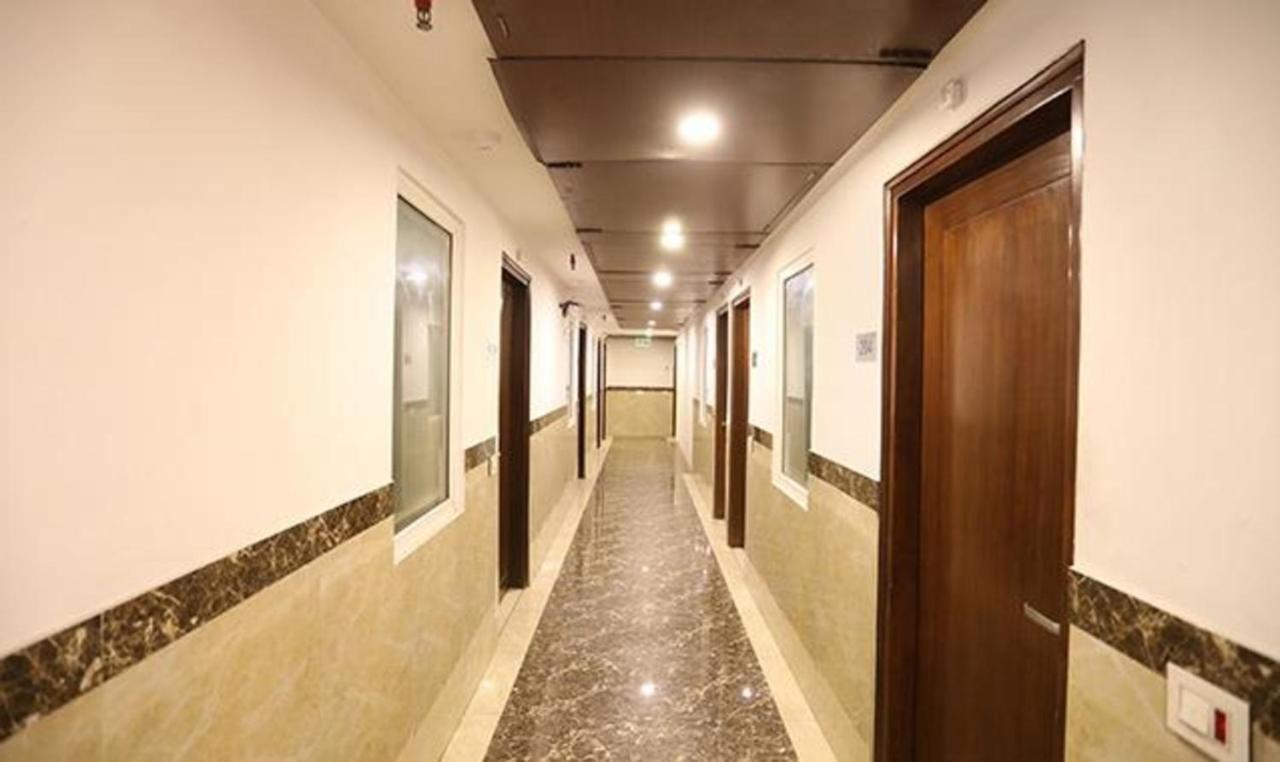 Hotel Fabhotel Station I