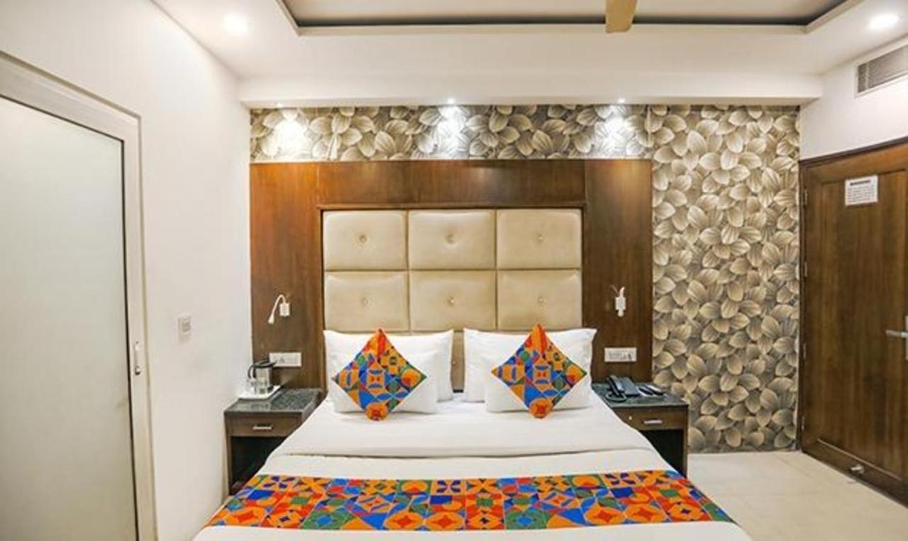 Hotel Fabhotel Station I New Delhi