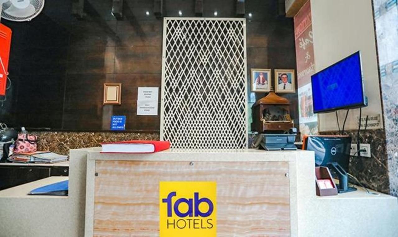 Fabhotel Station I Hotel New Delhi