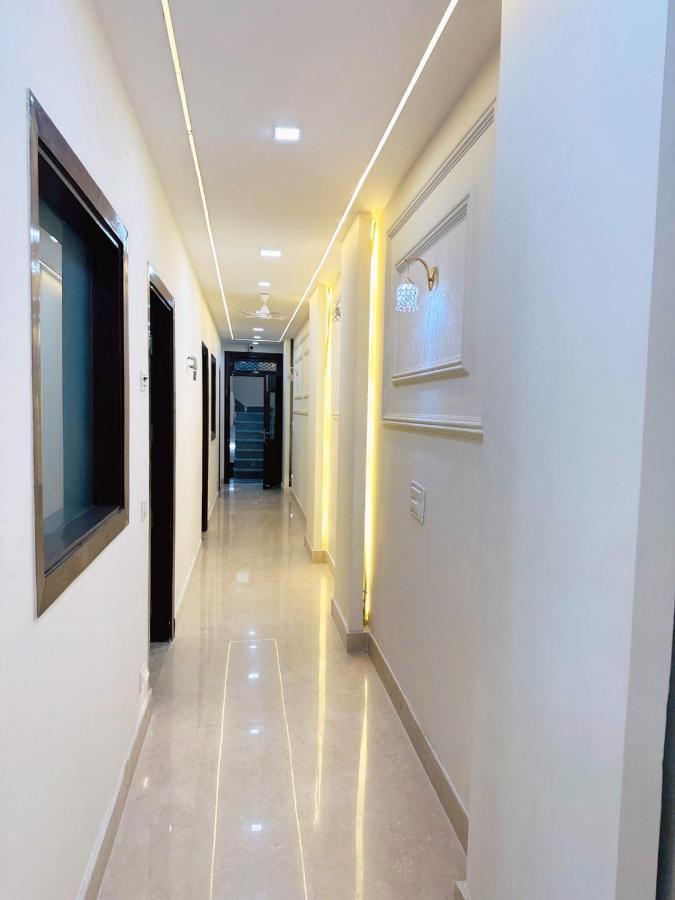 Hotel Samrat Residency 10 Mints Walking Distance Nizamuddin Railway Station 4*
