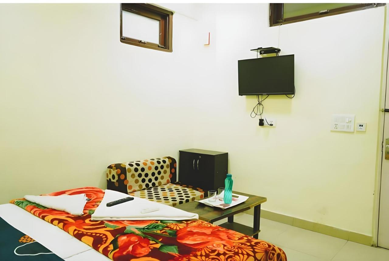 Acomodação com café da manhã  Premium Lajpat Nagar *