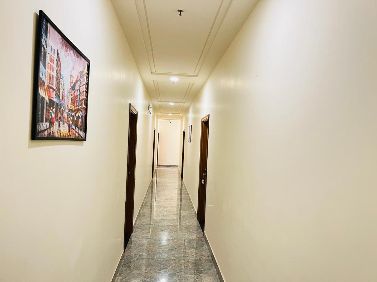 Qotel Nirvana Jasola Couple Friendly Hotel New Delhi