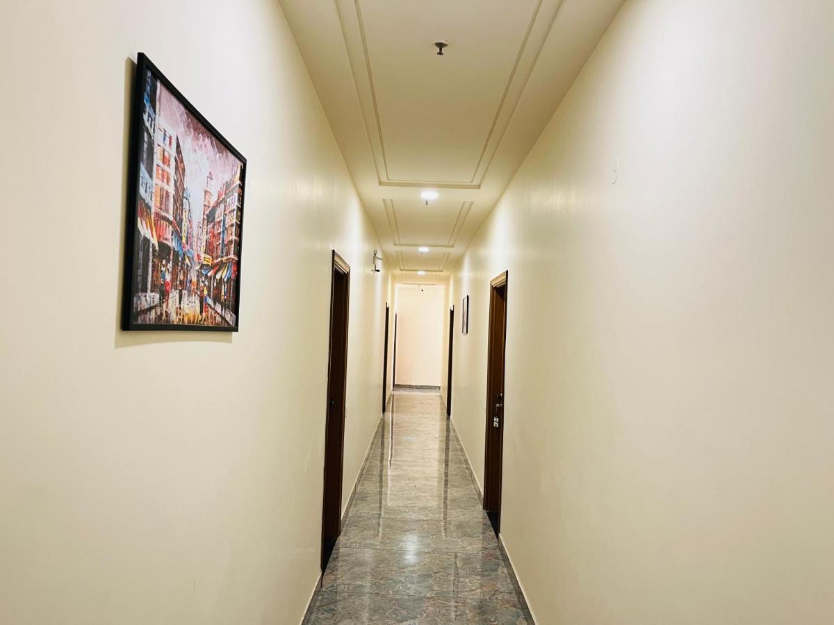 Qotel Nirvana Jasola Couple Friendly New Delhi