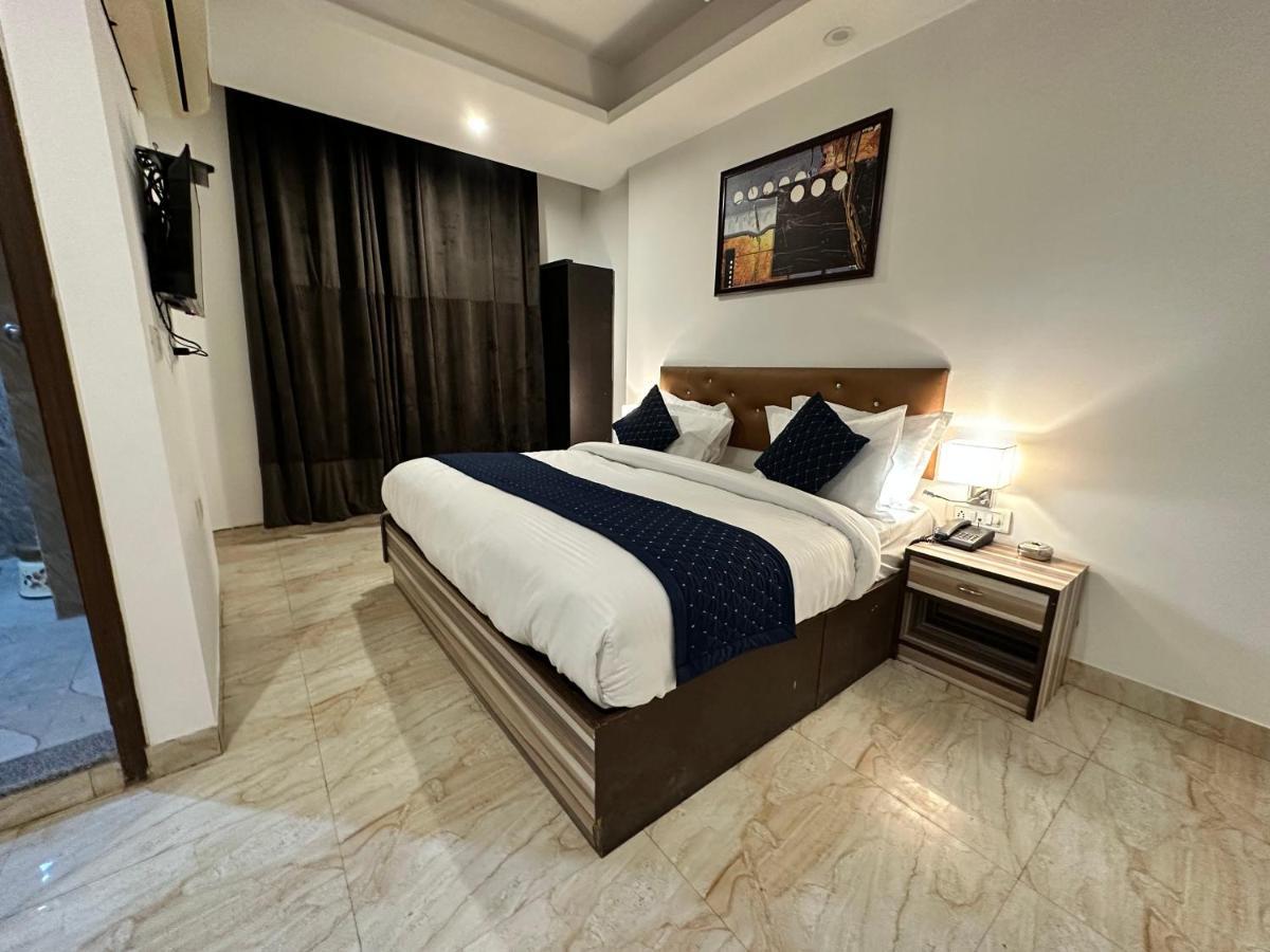 Hotel The Delhi Airport Nova Deli