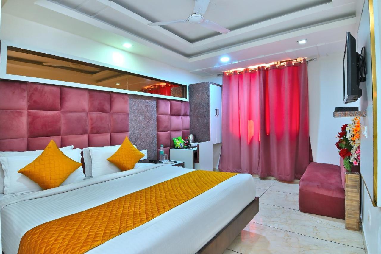 Bella Vista- 3* New Delhi