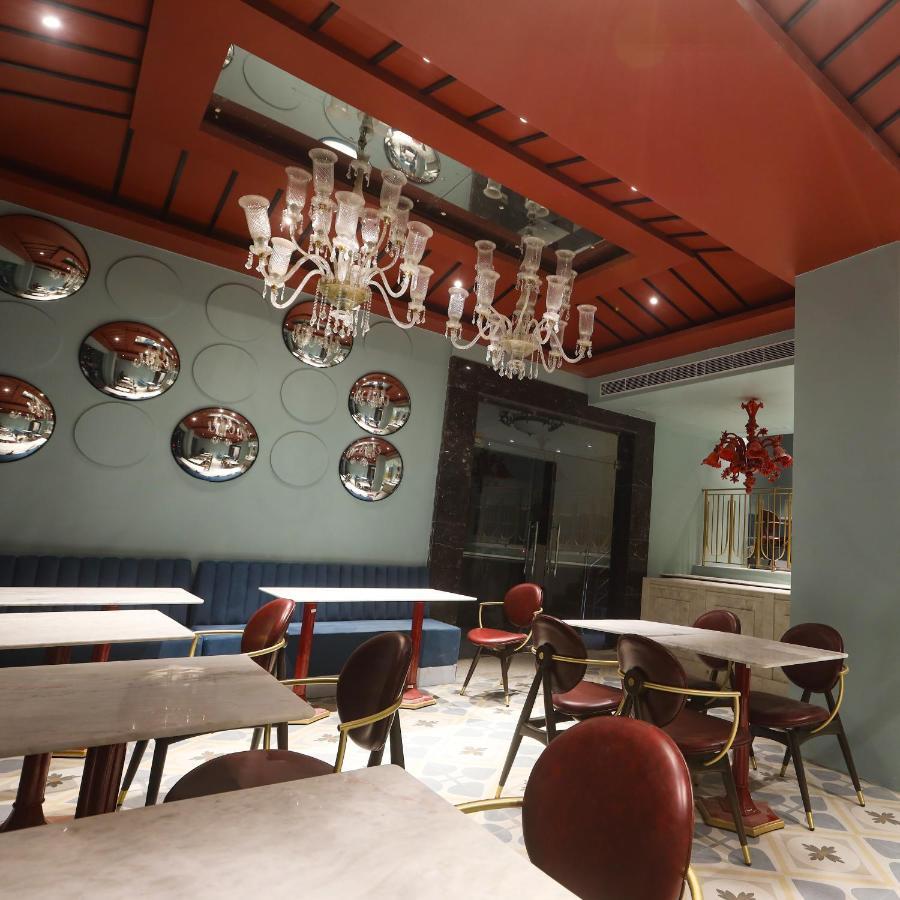 Hotel The Saga New Delhi