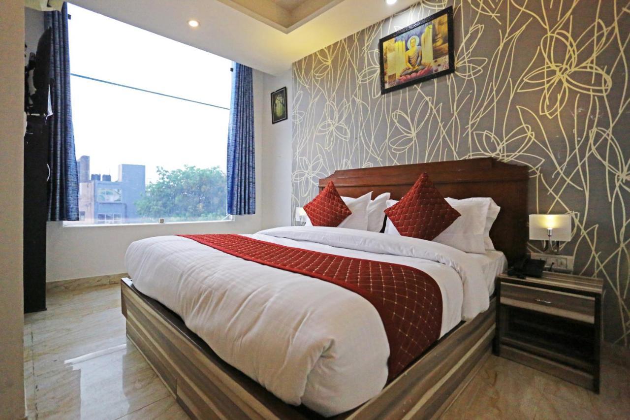 The Near Delhi Airport 4* New Delhi