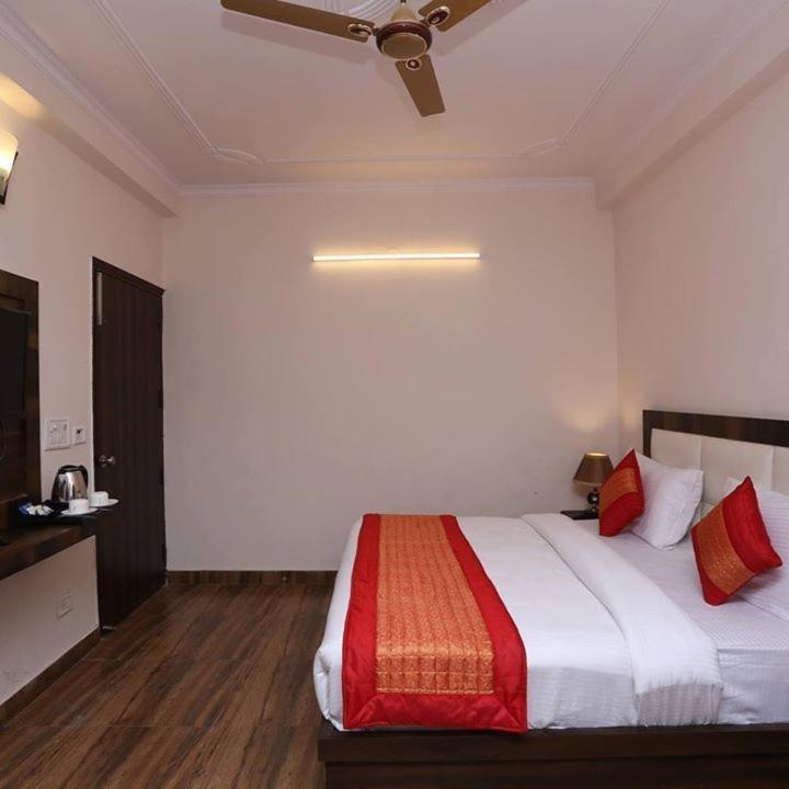 Airport Mars Plaza 3* New Delhi