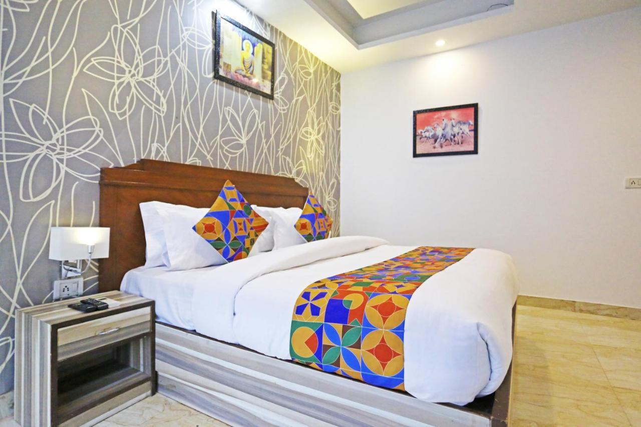 Hotel The Near Delhi Airport
