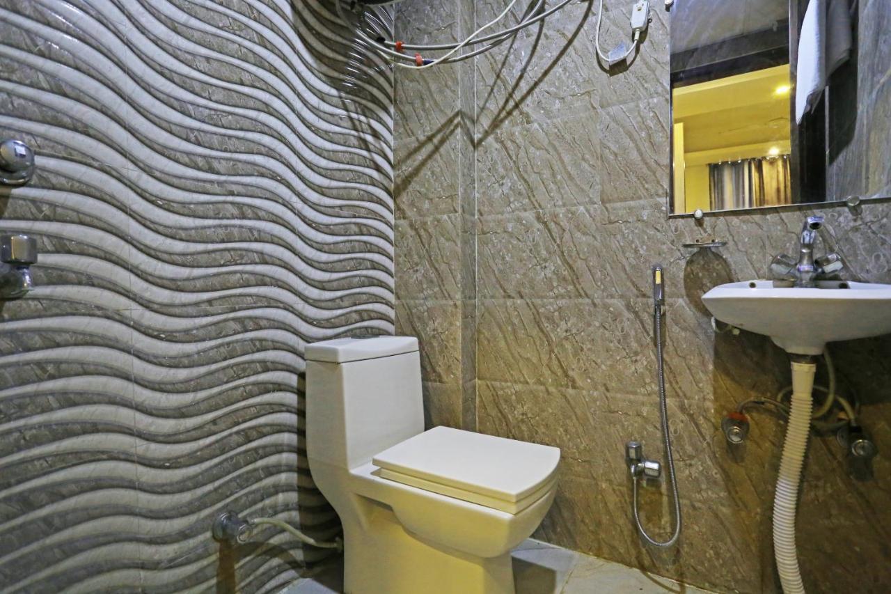 Hotel The Near Delhi Airport