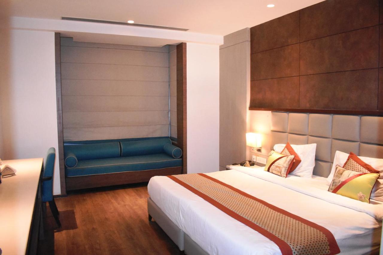 Lemonwood Suites By F9 - Trivoli Garden Chhatarpur Hotel 3*