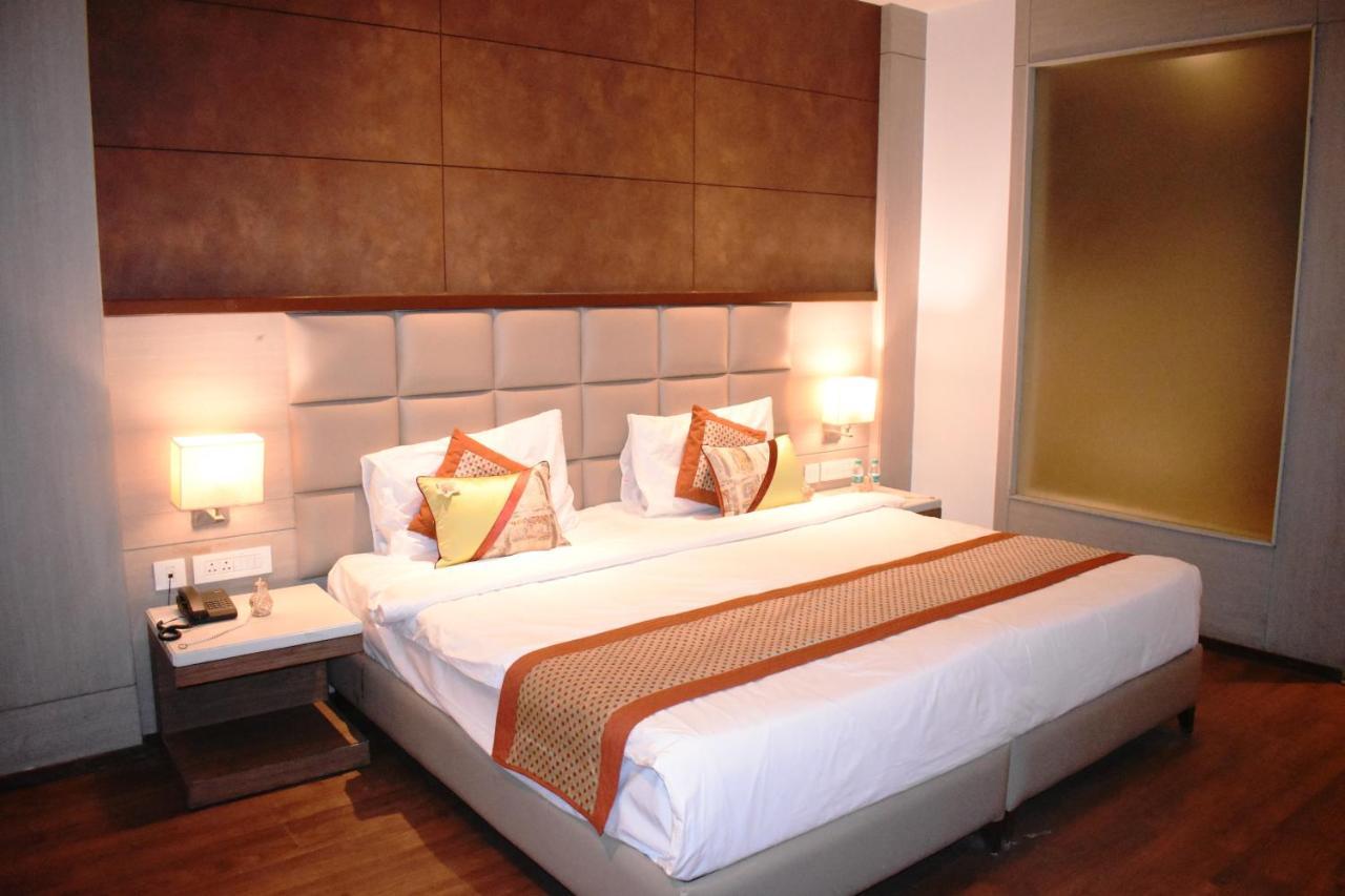 Hotel Lemonwood Suites By F9 - Trivoli Garden Chhatarpur 3*