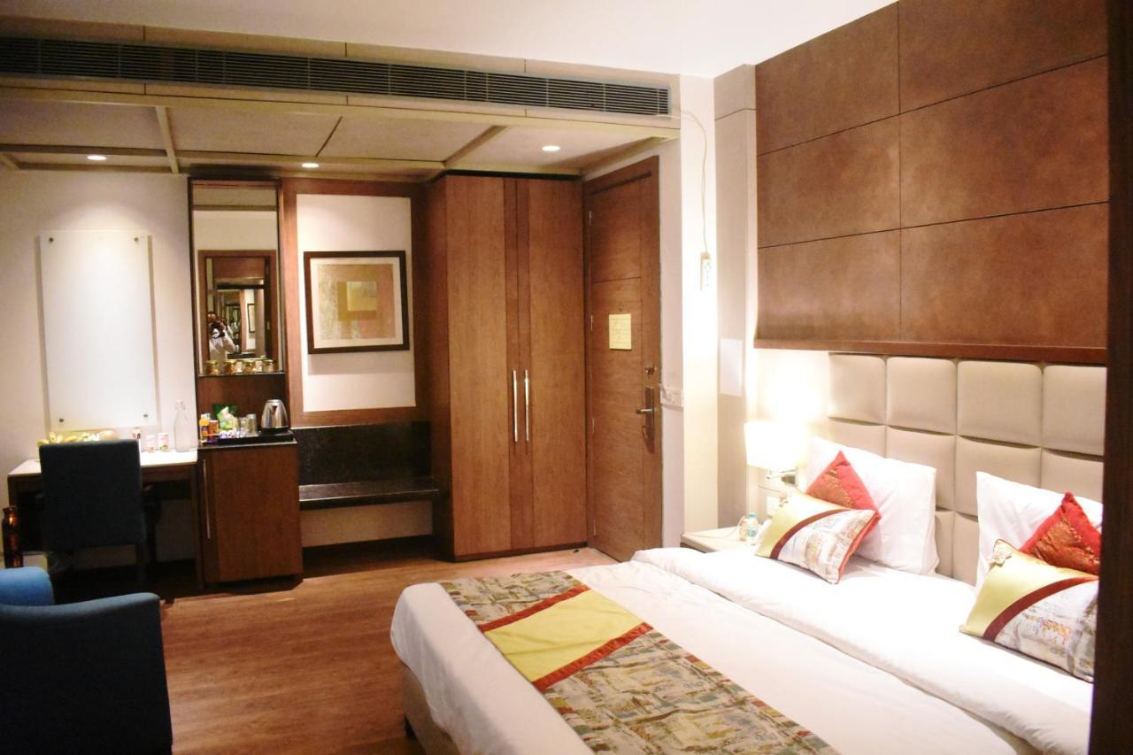 Hotel Lemonwood Suites By F9 - Trivoli Garden Chhatarpur 3*