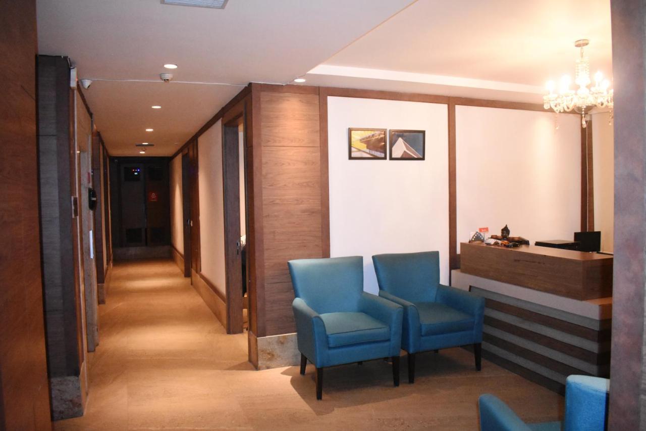 Hotel Lemonwood Suites By F9 - Trivoli Garden Chhatarpur New Delhi