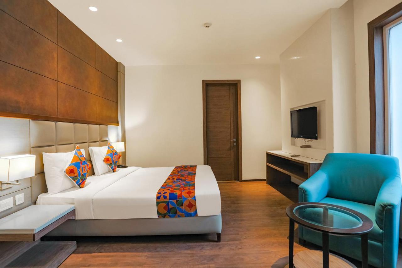 Fabhotel Hexa Chhatarpur New Delhi
