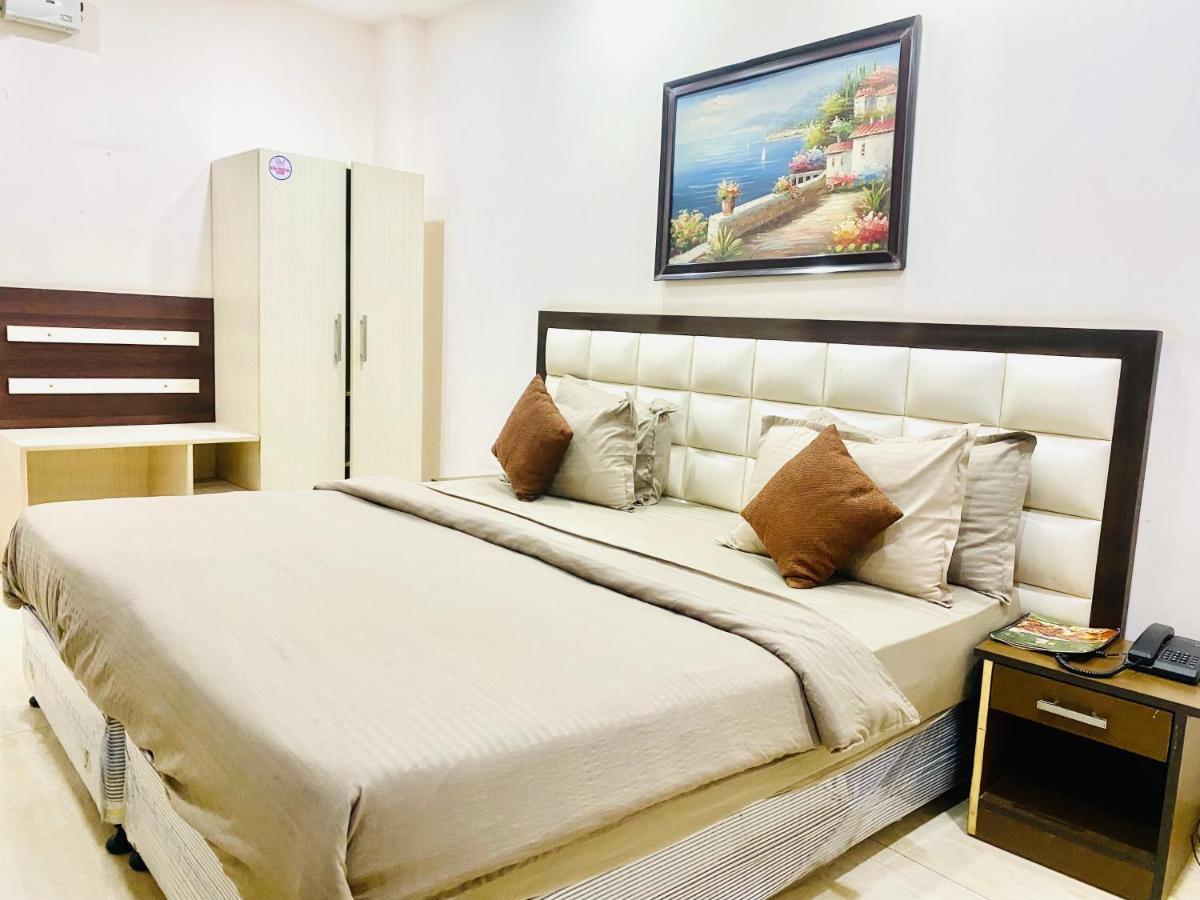 Qotel Jasola Vihar New Delhi