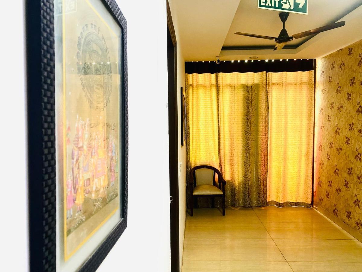 Qotel Jasola Vihar * New Delhi