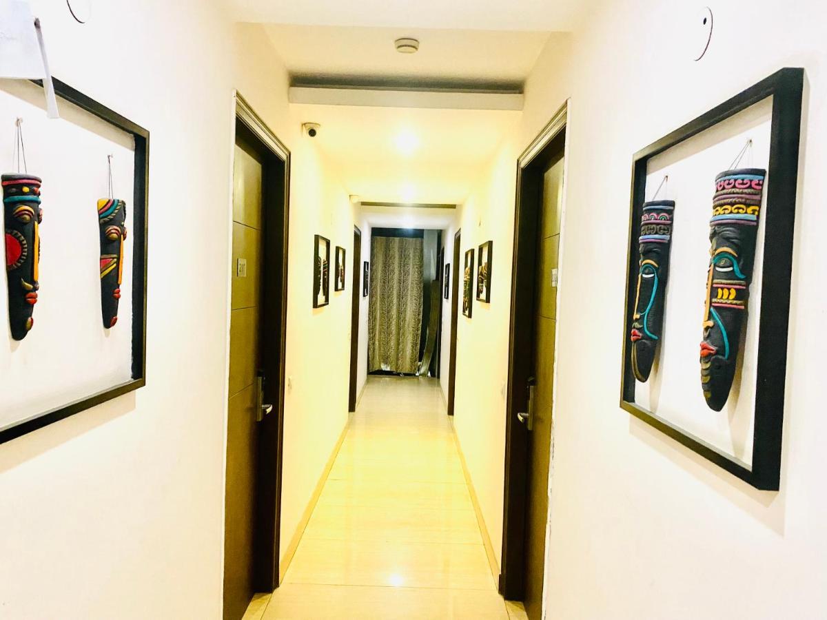 Qotel Jasola Vihar Hotel