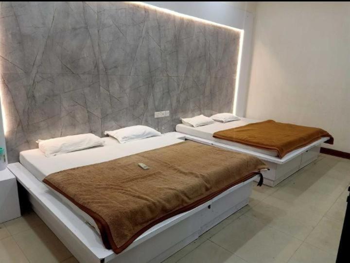 Hotel Sun Flower New Delhi