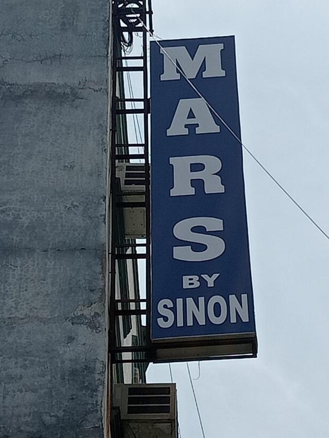Airport Mars Plaza Hotel 3*