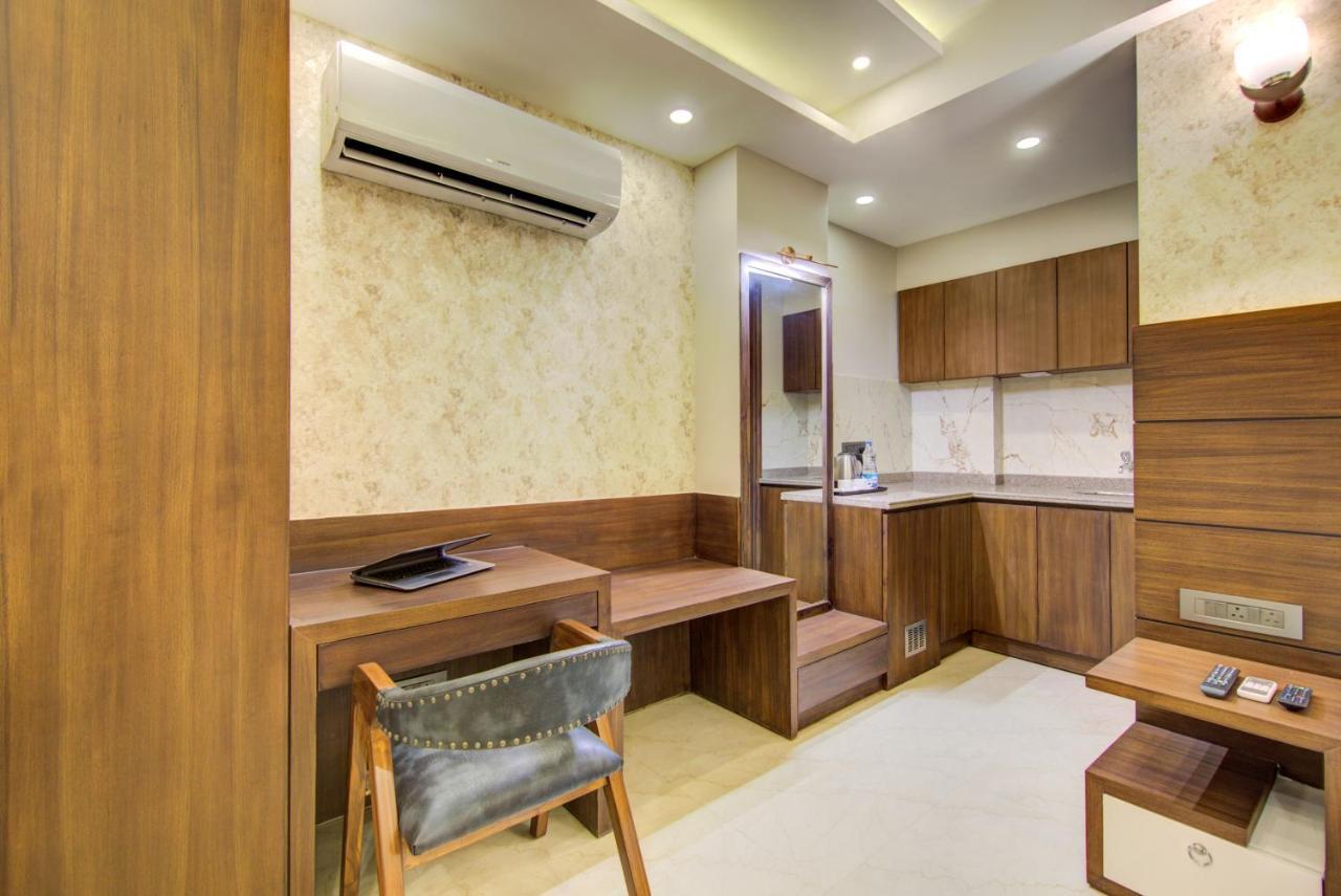 Le Tresor 4* Nova Deli